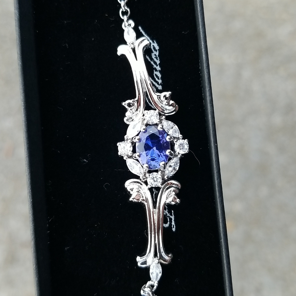 Donating 1/6/2024 Platinum Sapphire bracelet nib